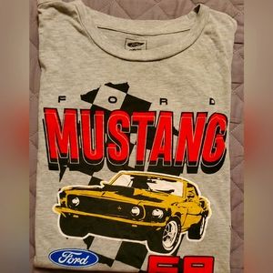 Ford Mustang crop top xl